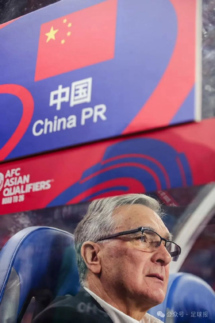 专业成为玩家们享受游戏的欢乐之地。服务